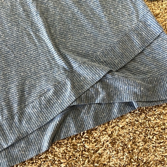 Mod-O-Doc Women’s V Neck Blouse - Picture 2 of 8